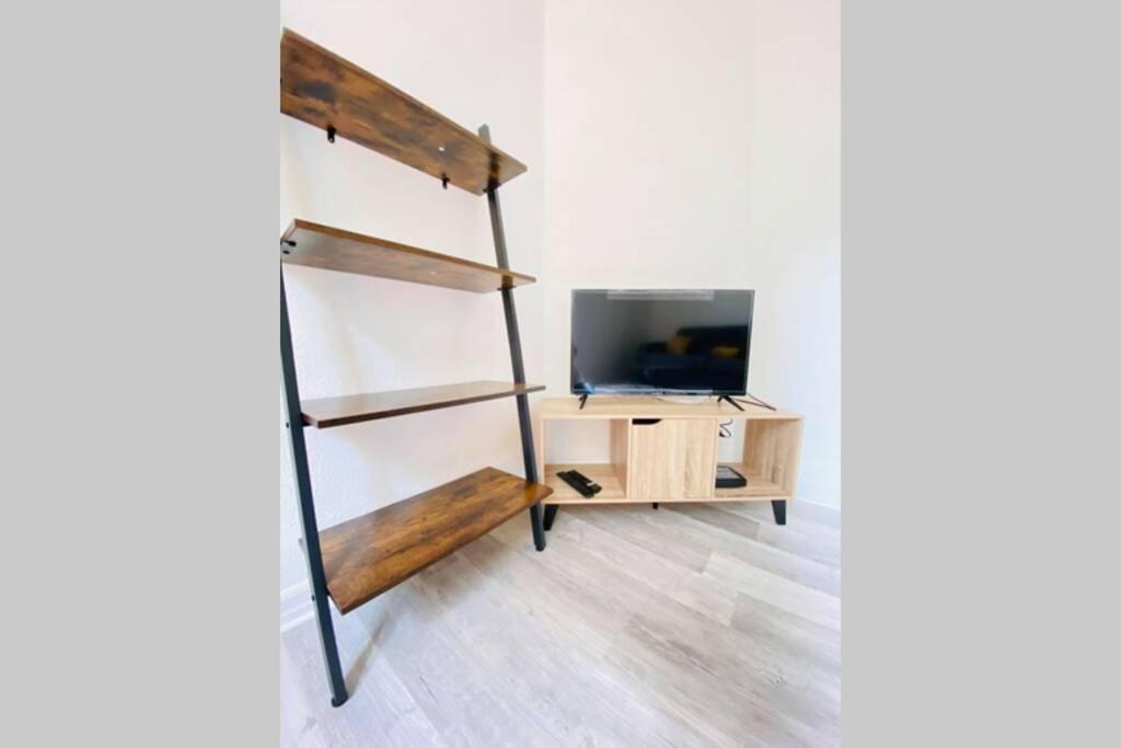 Appartement Rez-de-chaussée Laon Exterior foto